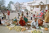 Orchha - the village 